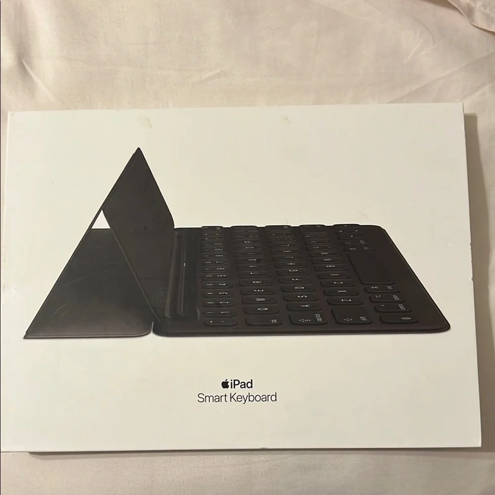Apple Black Smart Keyboard for iPad